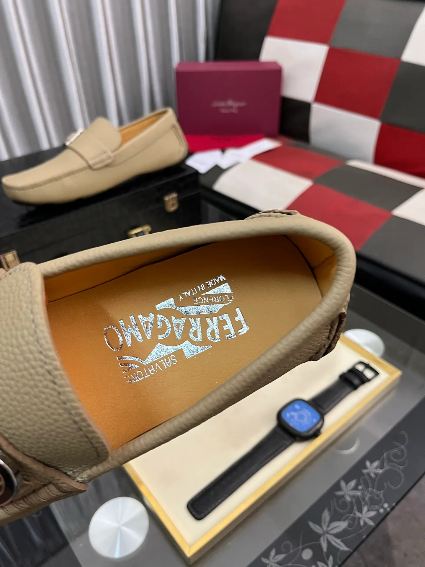 Men's shoes 💰560⌚️⌚️ Ferragamo [Ferragamo] new high-end quality framed shoes. The style is luxurious and elegant, with equal emphasis on practicality and style. We pay special attention to quality and details. The shoe last leather, workmanship and comfort are not inferior! Material: Imported first-layer soft cowhide leather upper ➕Genuine leather lining, code number: 38-446️⃣colors available